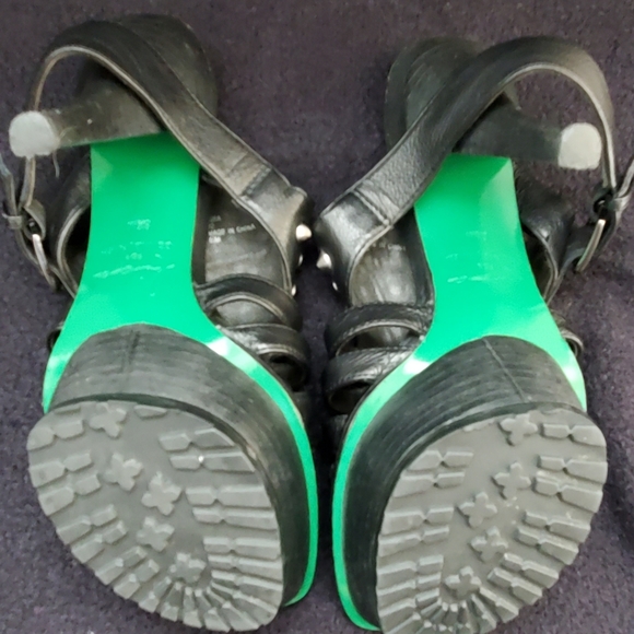 Lisa Donald J Pliner sandals - Picture 5 of 5